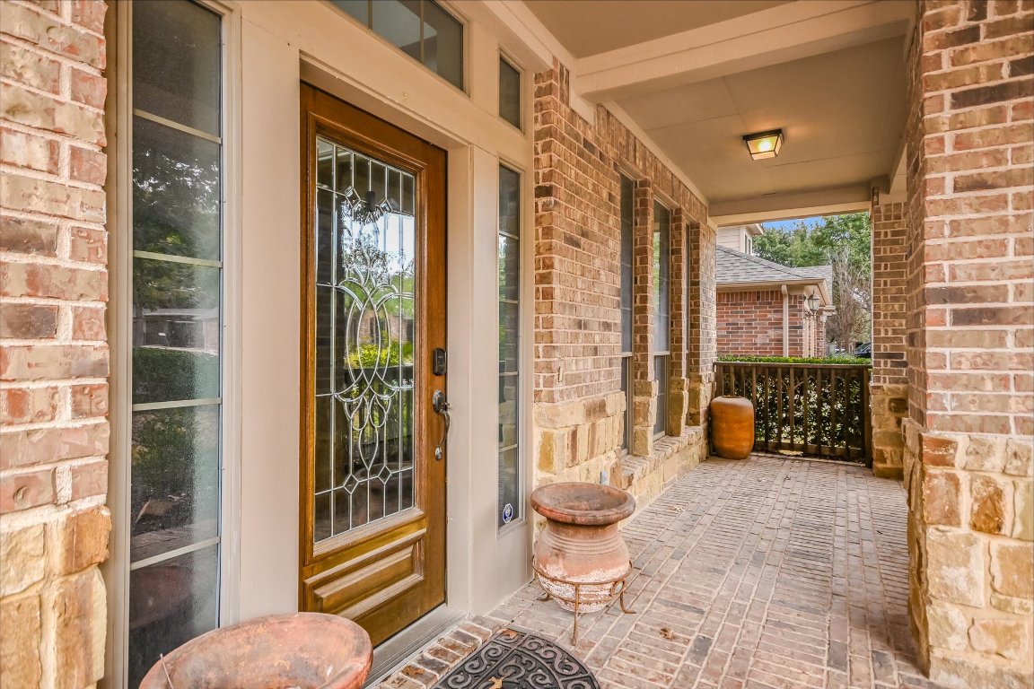 1911 Misty Ridge Leander, TX 78641 - Photo 3 of 30 a bathroom with a sink toilet and shower