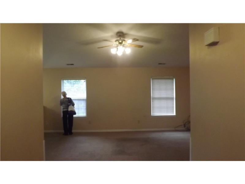 11050 Springtree Place Indianapolis, IN 46239 - Photo 4 of 12