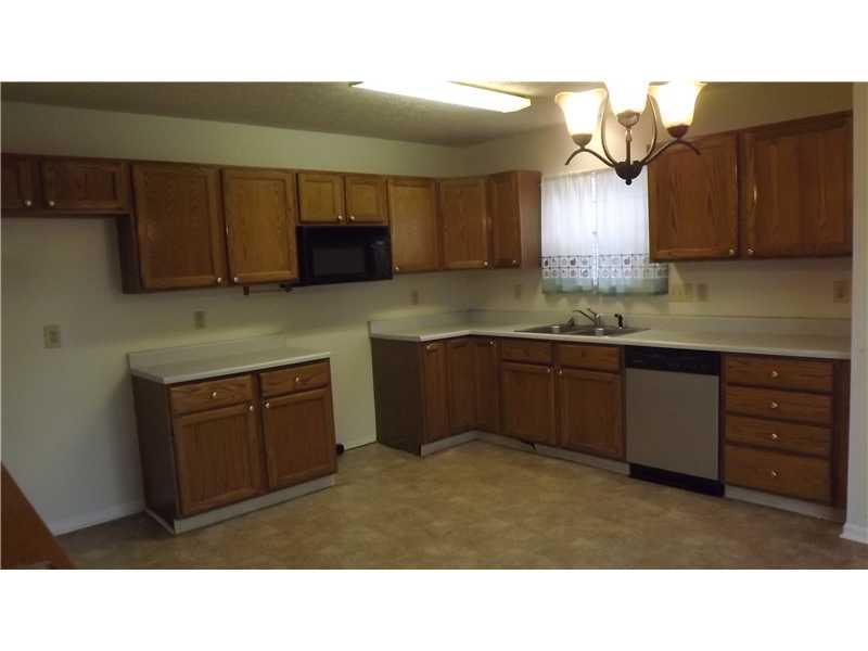 11050 Springtree Place Indianapolis, IN 46239 - Photo 5 of 12