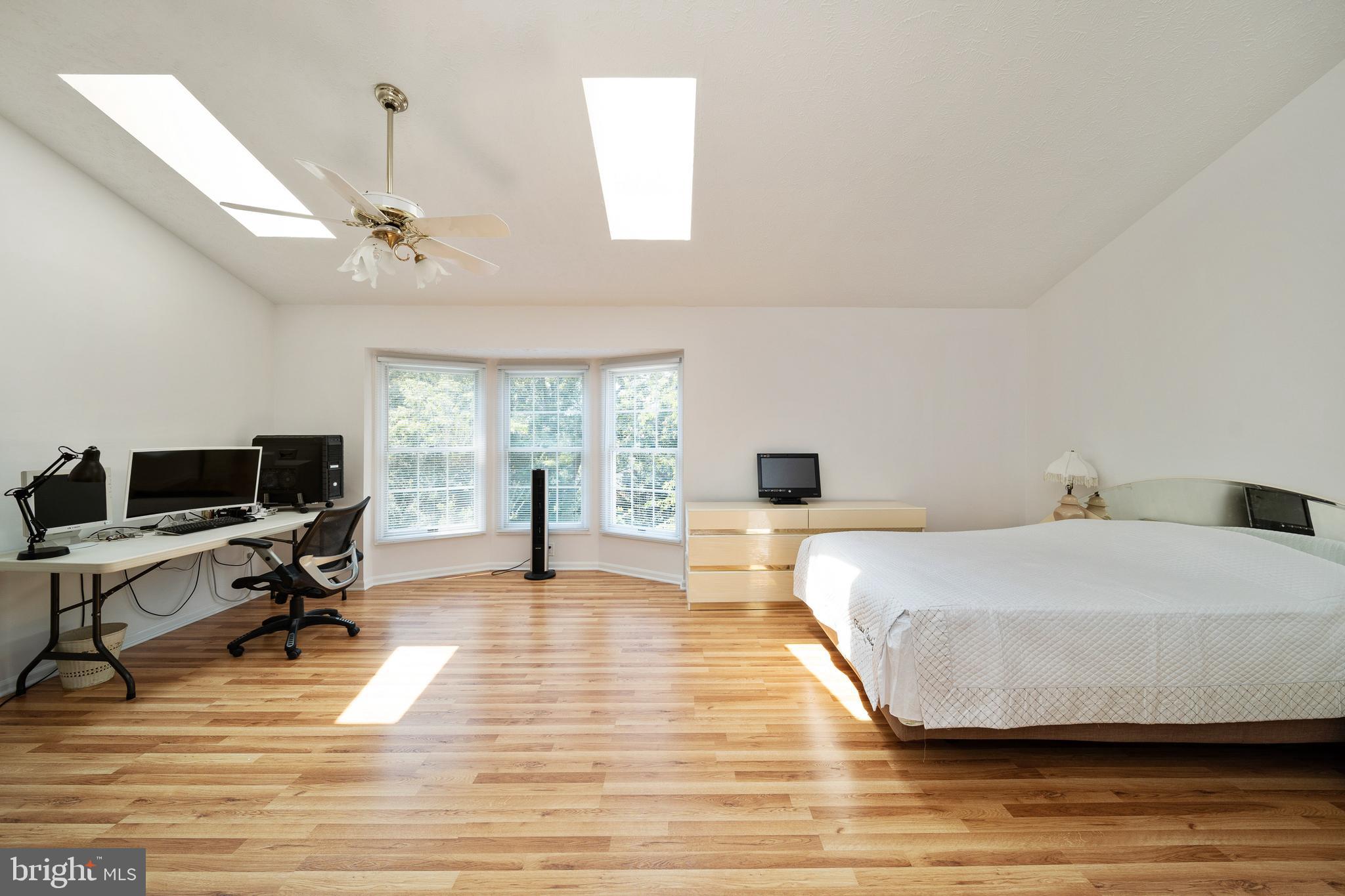 2202 Halter Lane Reston, VA 20191 - Photo 11 of 22