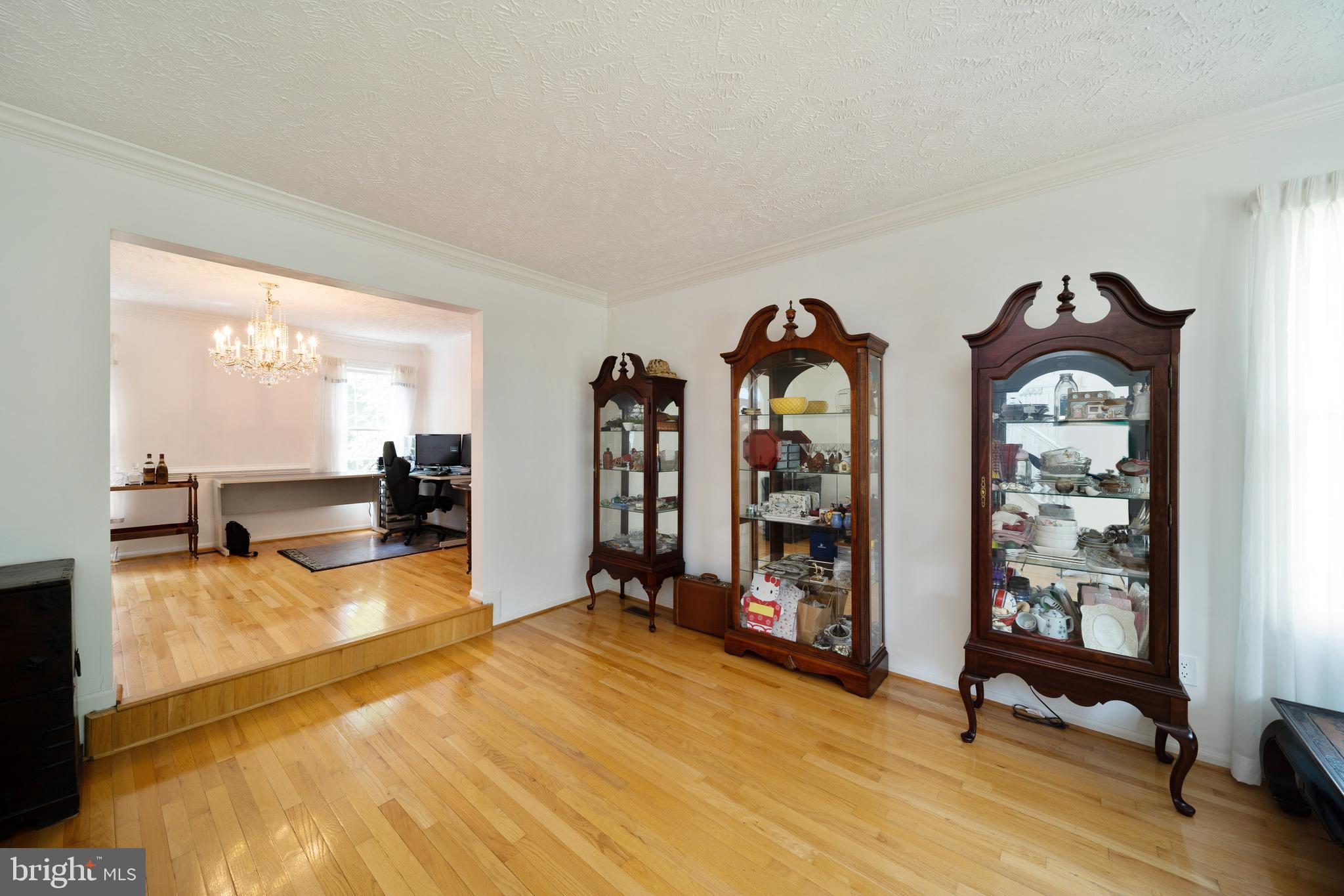 2202 Halter Lane Reston, VA 20191 - Photo 9 of 22