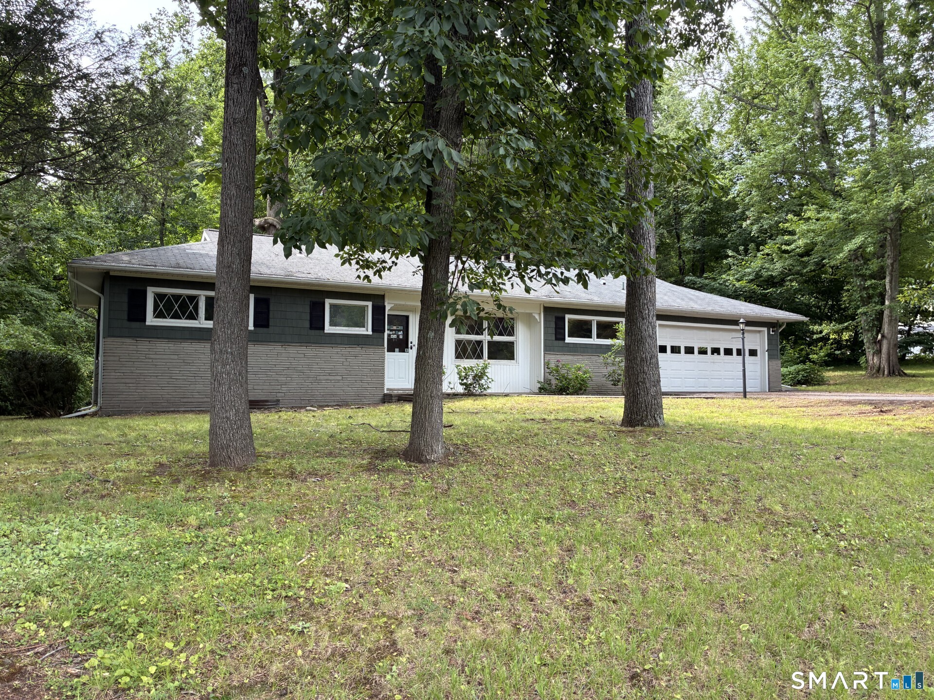 89 Hogs Back Road Oxford, CT 06478 - Photo 1 of 27 Front of Home