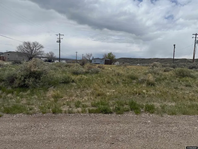 $22,000 | 616 3rd Street, Hanna, WY 82327