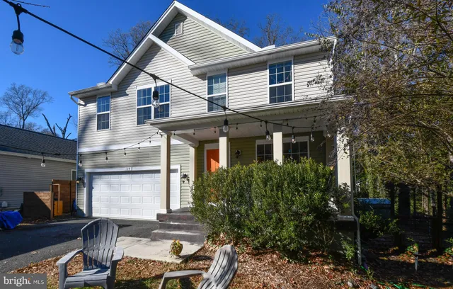 $575,000 | 109 12th Street, Colonial Beach, VA 22443