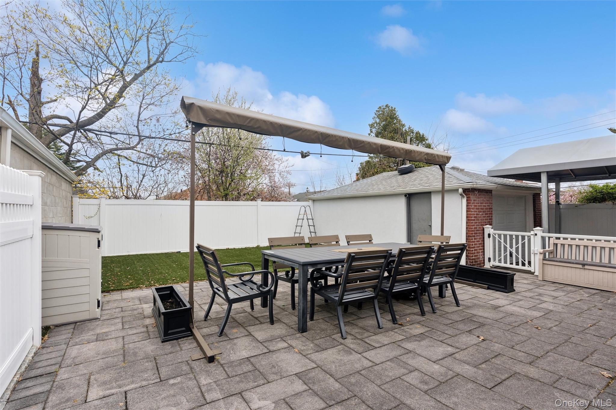 262-57 60th Road Queens, NY 11362 - Photo 4 of 29