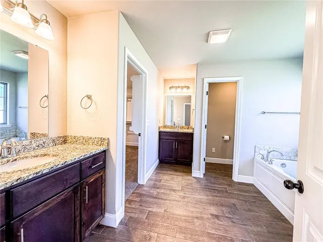 $289,000 | 815 Delaney Drive, Carl Junction, MO 64834