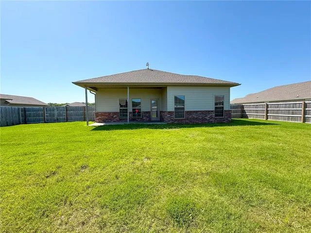 $289,000 | 815 Delaney Drive, Carl Junction, MO 64834