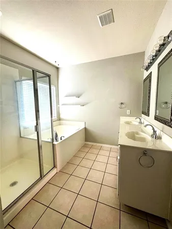 $2,075 | 10129 Bull Run, Fort Worth, TX 76177