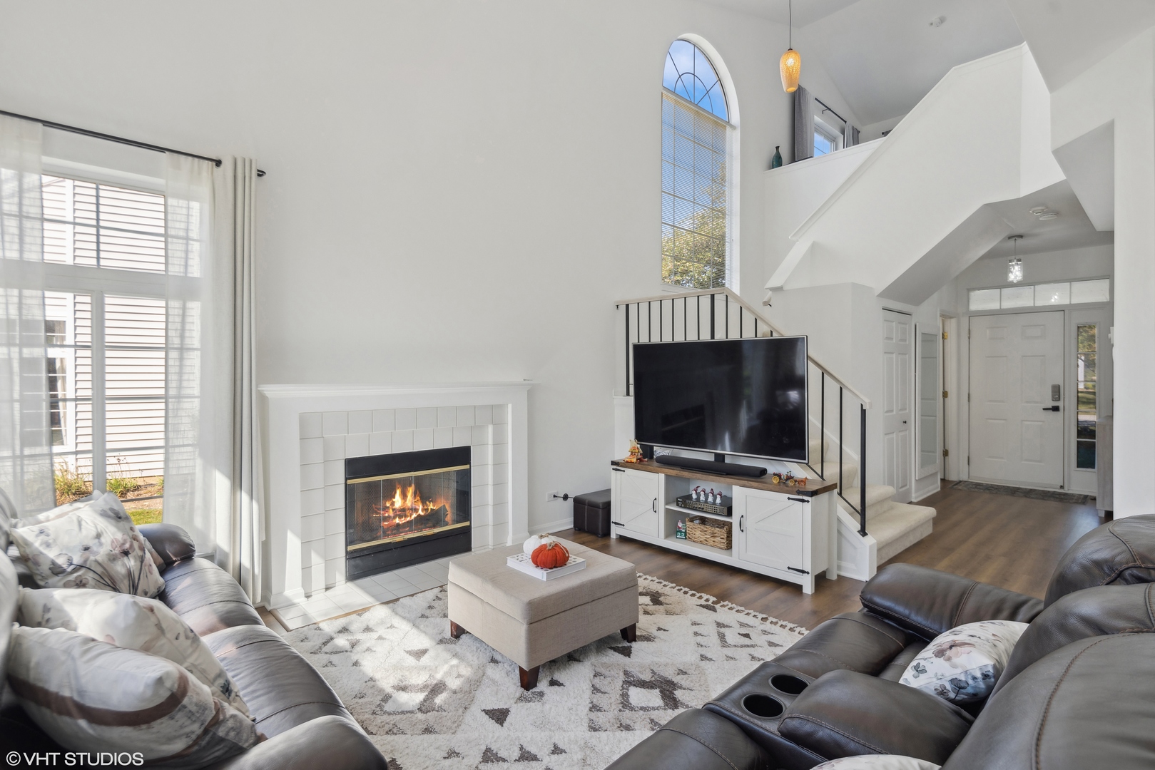 8129 Ripple Ridge Darien, IL 60561 - Photo 8 of 19
