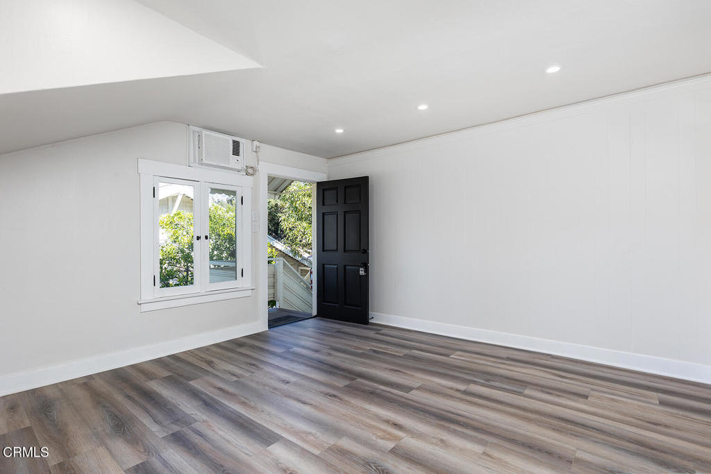 88 South Berkeley Avenue Pasadena, CA 91107 - Photo 4 of 15 88 S Berkeley Ave 004-mls