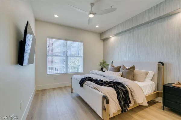 $2,550 | 32 East Serene Avenue, Unit 207, Las Vegas, NV 89123