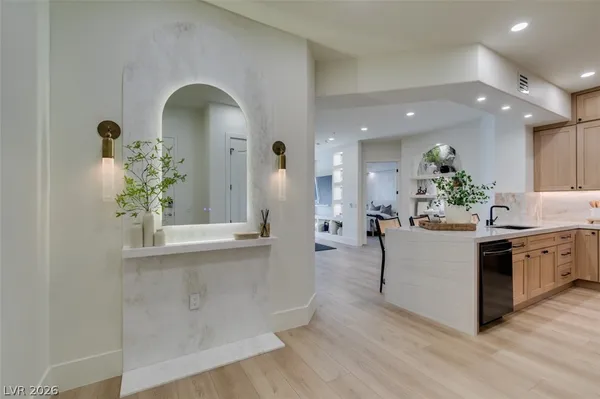 $2,550 | 32 East Serene Avenue, Unit 207, Las Vegas, NV 89123