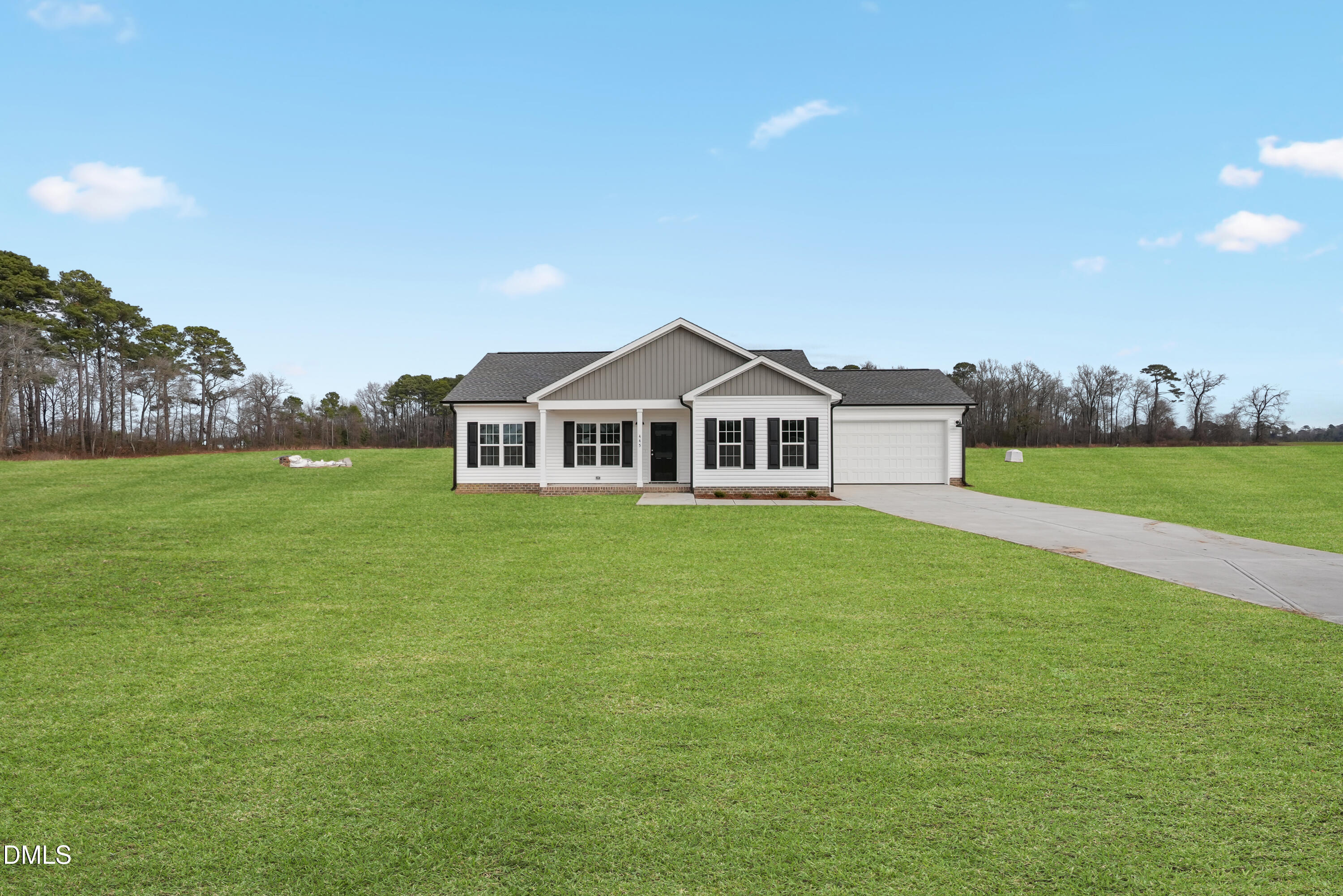 445 Bud Johnson Road Newton Grove, NC 28366 - Photo 3 of 27 DSC02101