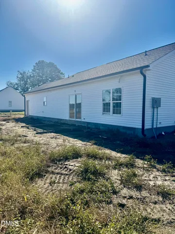 $275,000 | 445 Bud Johnson Road, Newton Grove, NC 28366