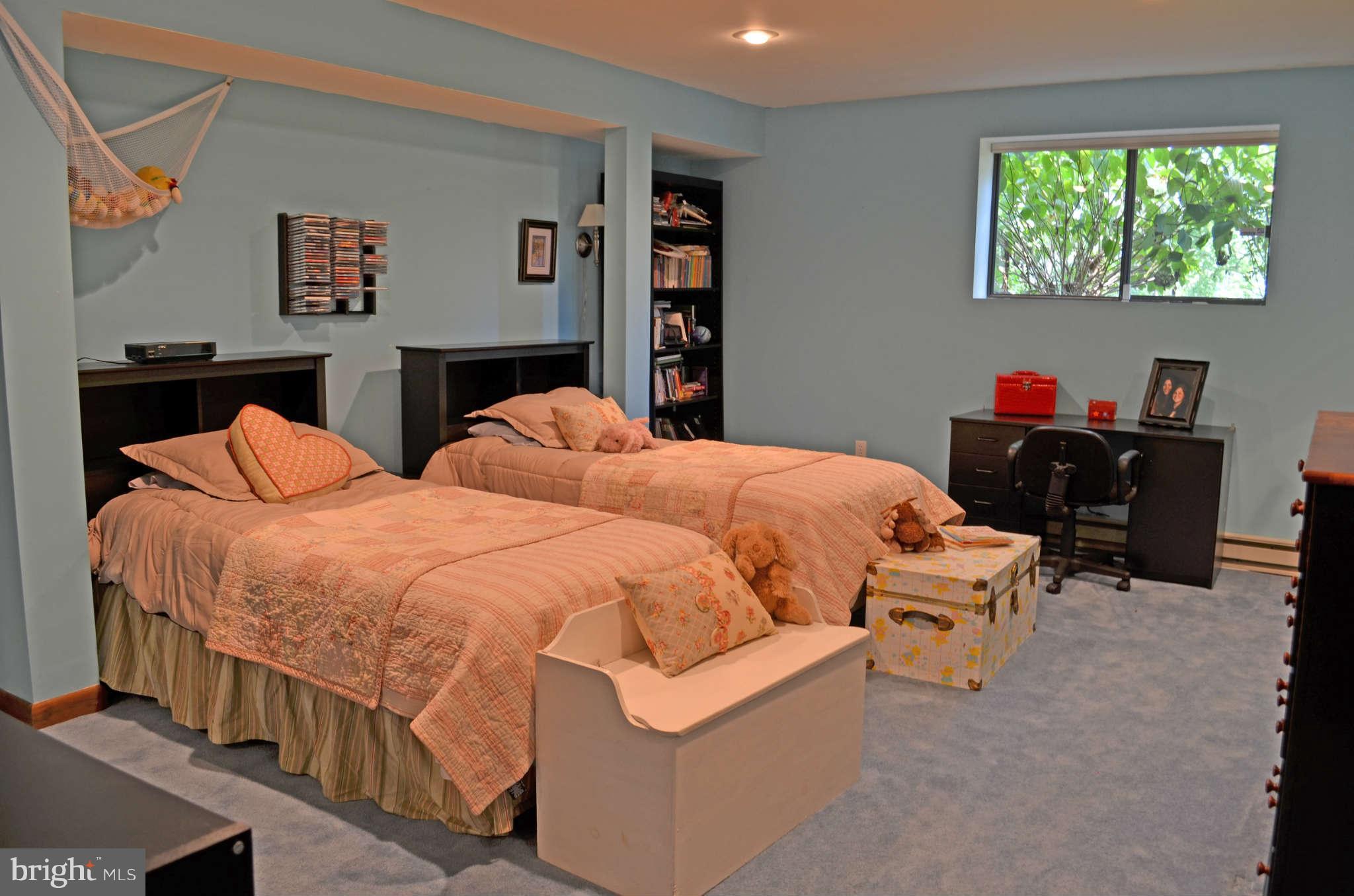 134 Spot Club Road Arnold, MD 21012 - Photo 22 of 30 Bedroom