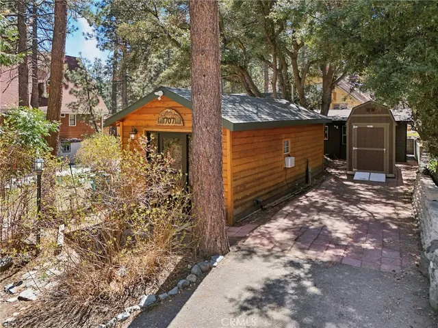 $435,000 | 1707 Thrush Road, Wrightwood, CA 92397
