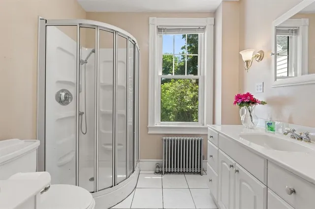 $2,700 | 20 Stark Avenue, Dover, NH 03820