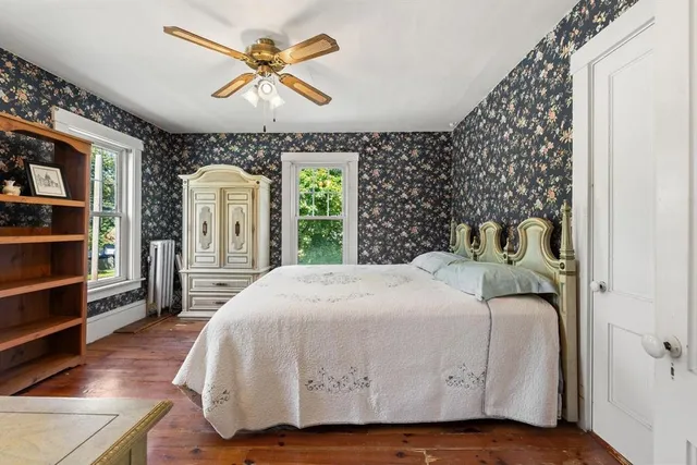 $2,700 | 20 Stark Avenue, Dover, NH 03820