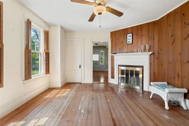 $2,700 | 20 Stark Avenue, Dover, NH 03820