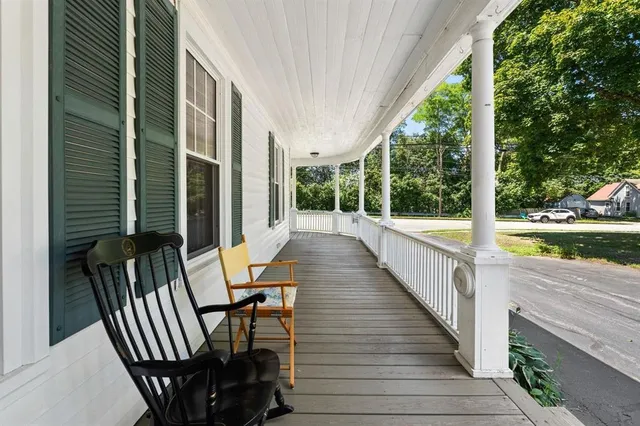 $2,700 | 20 Stark Avenue, Dover, NH 03820