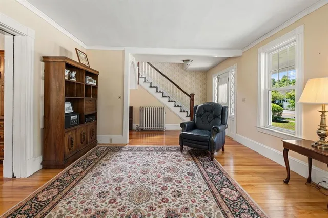 $2,700 | 20 Stark Avenue, Dover, NH 03820