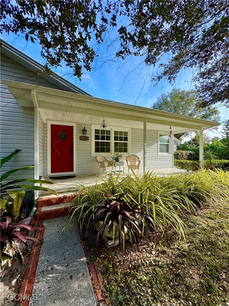 1640 Marlyn Road Fort Myers, FL 33901 - Photo 4 of 48 Gallery Image 4