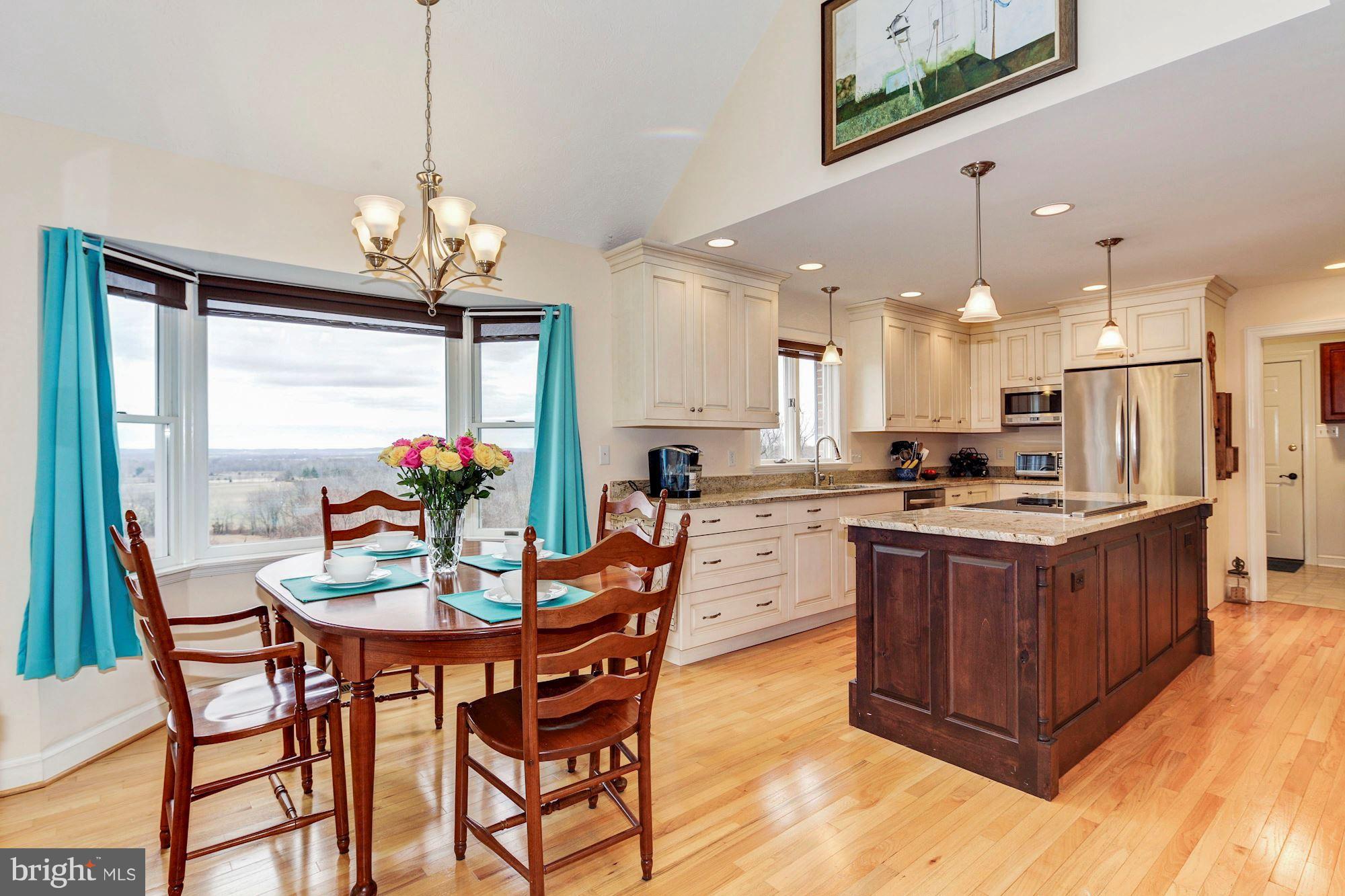 6513 Putman Road Thurmont, MD 21788 - Photo 8 of 30 Eat in Kitchen