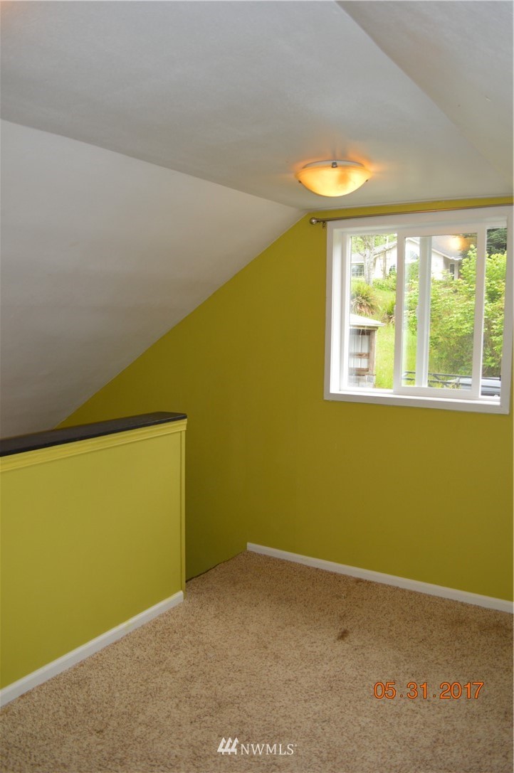 1708 Prospect Street Raymond, WA 98577 - Photo 11 of 15 Gallery Image 11