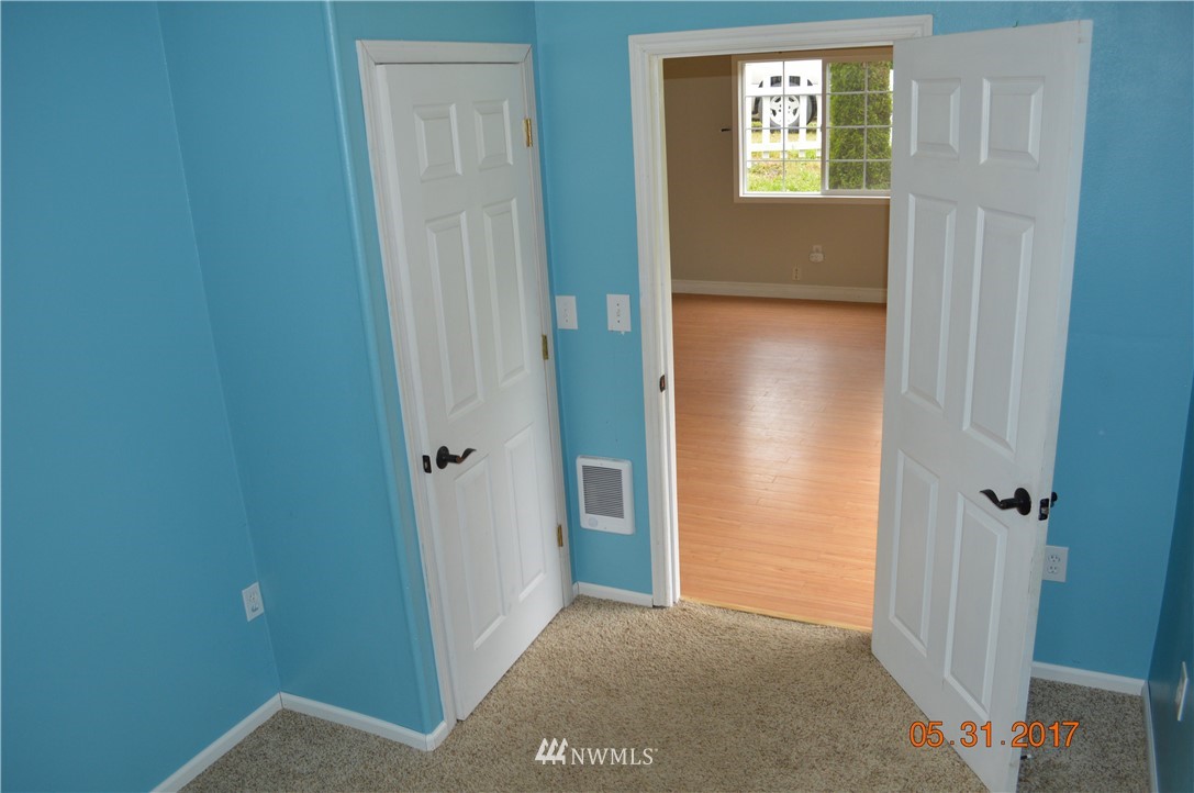 1708 Prospect Street Raymond, WA 98577 - Photo 10 of 15 Gallery Image 10