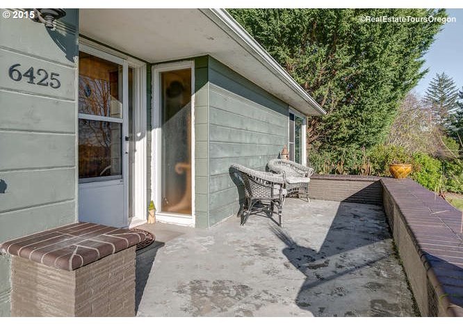 6425 Southwest Richey Lane Portland, OR 97223 - Photo 2 of 27 Gallery Image 2