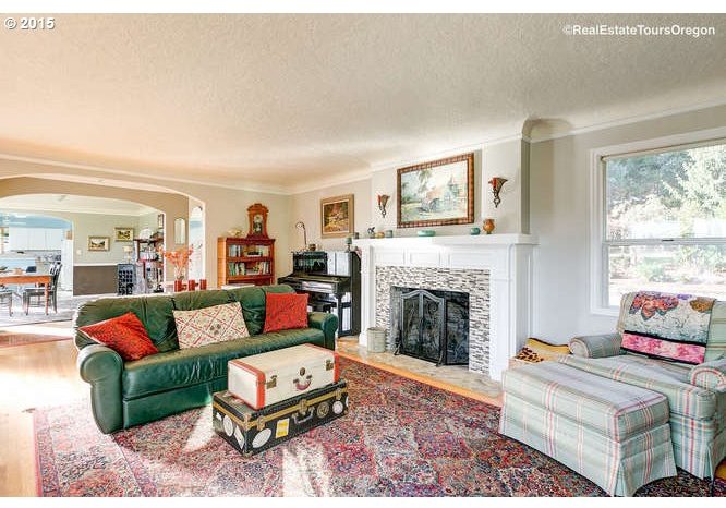 6425 Southwest Richey Lane Portland, OR 97223 - Photo 5 of 27 Gallery Image 5
