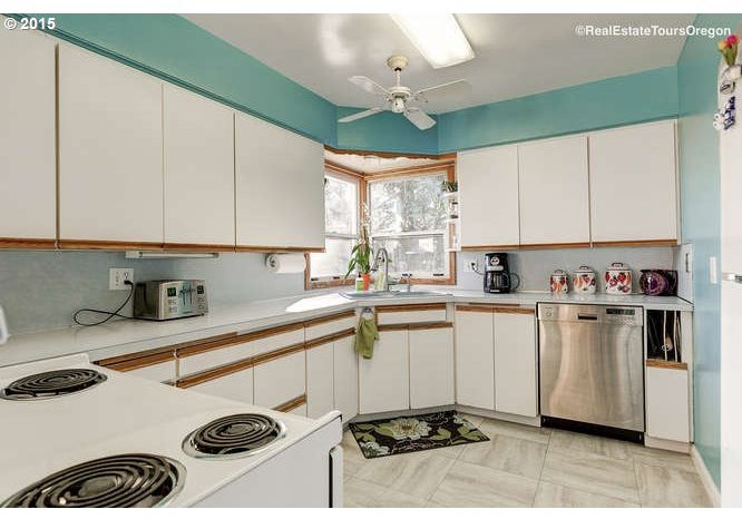 6425 Southwest Richey Lane Portland, OR 97223 - Photo 8 of 27 Gallery Image 8