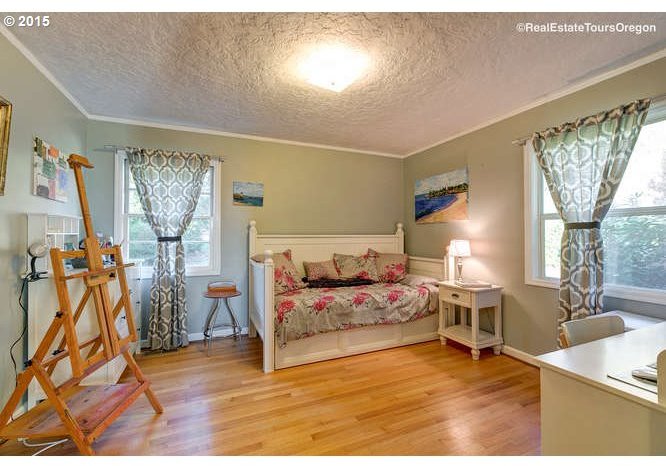 6425 Southwest Richey Lane Portland, OR 97223 - Photo 10 of 27 Gallery Image 10