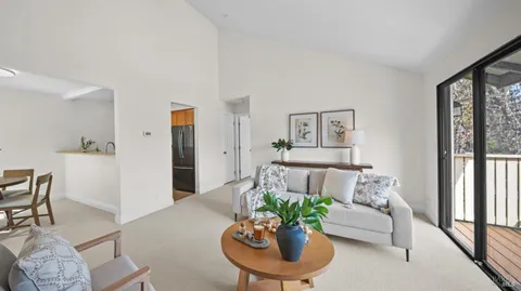 $315,000 | 279 Enterprise Drive, Rohnert Park, CA 94928