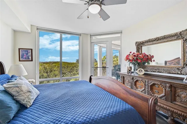 $635,000 | 409 North Point Road, Unit 502, Osprey, FL 34229