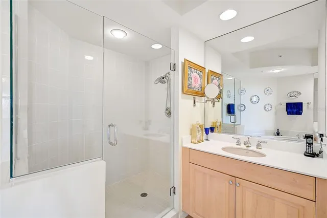 $635,000 | 409 North Point Road, Unit 502, Osprey, FL 34229