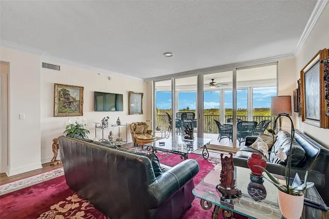 $635,000 | 409 North Point Road, Unit 502, Osprey, FL 34229