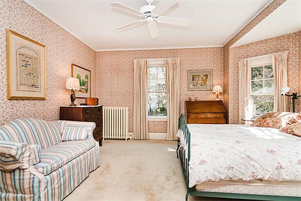 157 Middlesex Road Brookline, MA 02467 - Photo 9 of 16 Gallery Image 9
