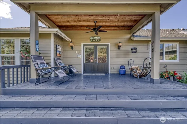 $799,000 | 9705 346th Street South, Roy, WA 98580