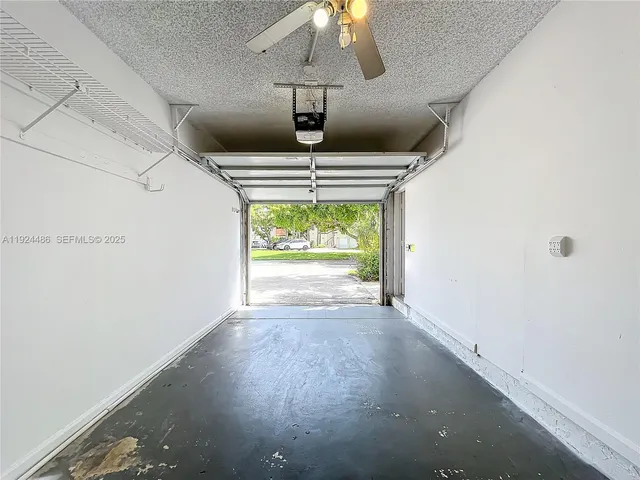 $2,399 | 20 VĆa De Casas Sur, Unit 202, Boynton Beach, FL 33426
