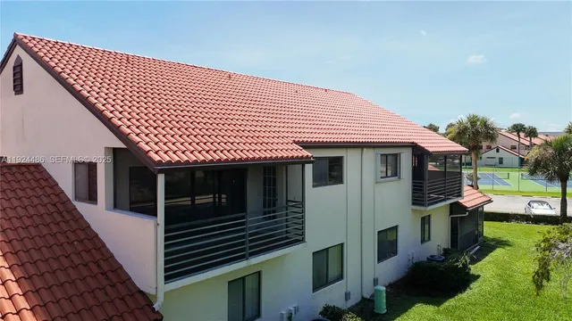 $2,399 | 20 VĆa De Casas Sur, Unit 202, Boynton Beach, FL 33426