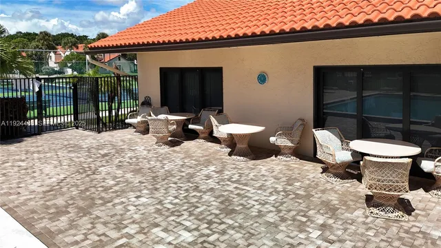 $2,399 | 20 VĆa De Casas Sur, Unit 202, Boynton Beach, FL 33426