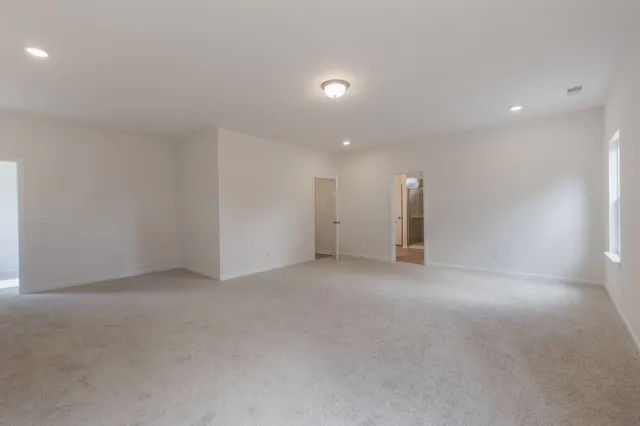 $439,990 | 572 Nightengale Ridge Drive, Columbia, TN 38401