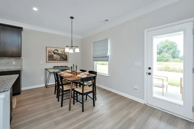 $439,990 | 572 Nightengale Ridge Drive, Columbia, TN 38401