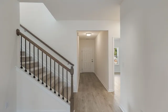 $439,990 | 572 Nightengale Ridge Drive, Columbia, TN 38401