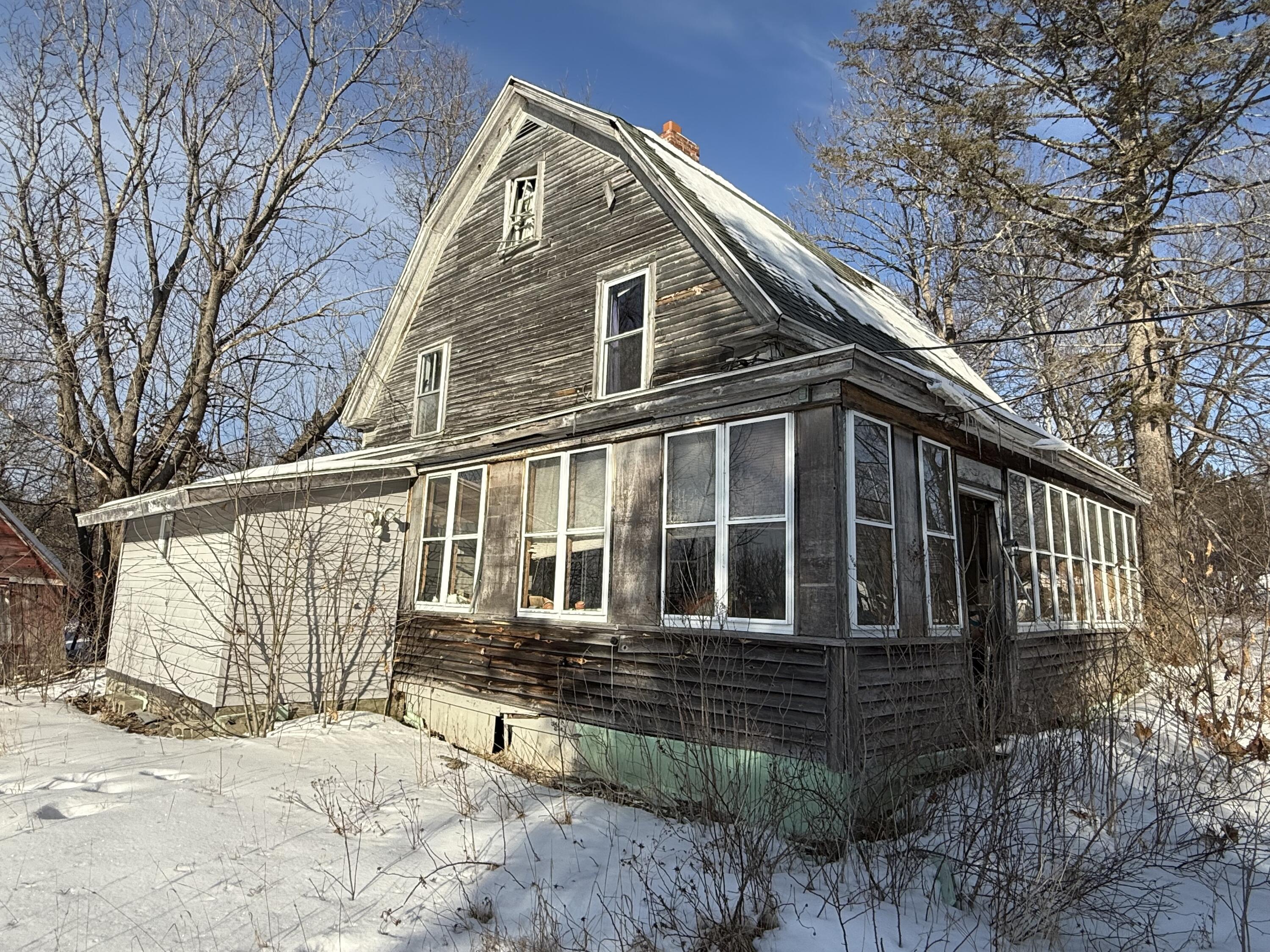9 Daggett Street Milo, ME 04463 - Photo 4 of 17 Front Right Corner