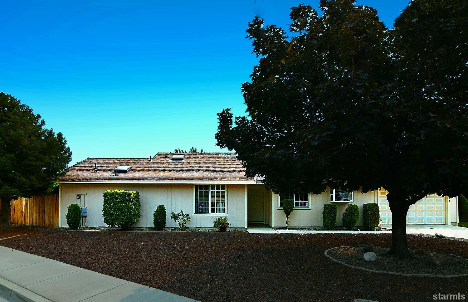 4271 Mina Way Carson City, NV 89706 - Photo 4 of 18