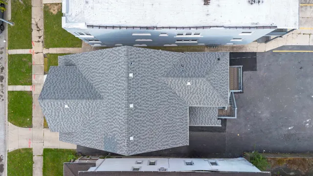 a picture of water view