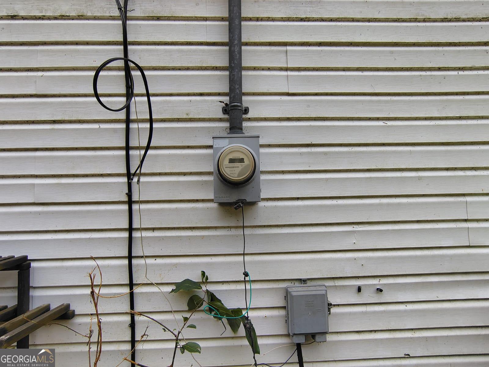 5576 Po Biddy Road Talbotton, GA 31827 - Photo 15 of 28 a view of entryway