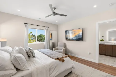 $2,350,000 | 107 Edgeburt Drive, Encinitas, CA 92024